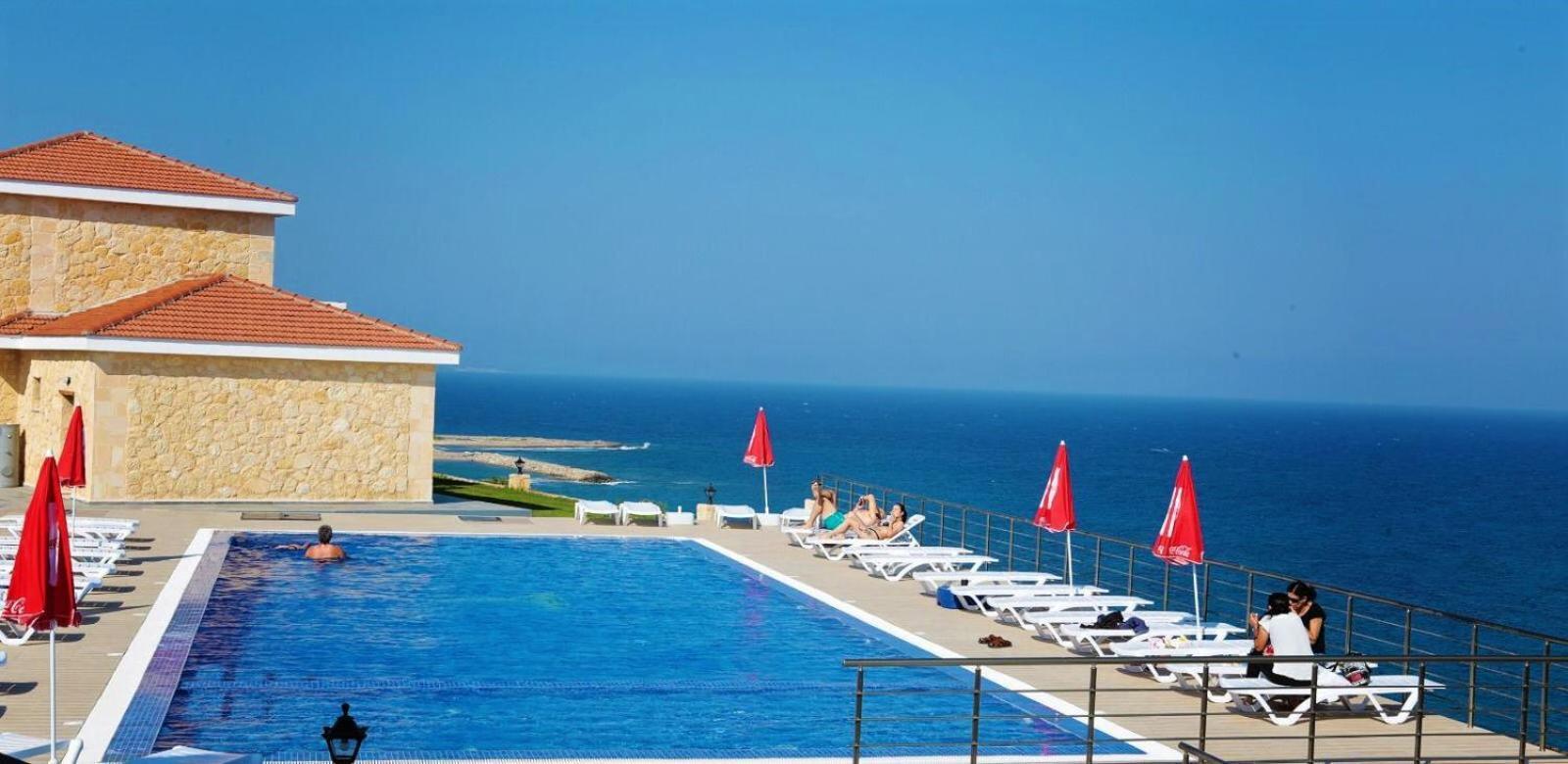 Tekos Golden Hill Hotel & Restaurant At Karpaz Agios Sergios Exterior foto